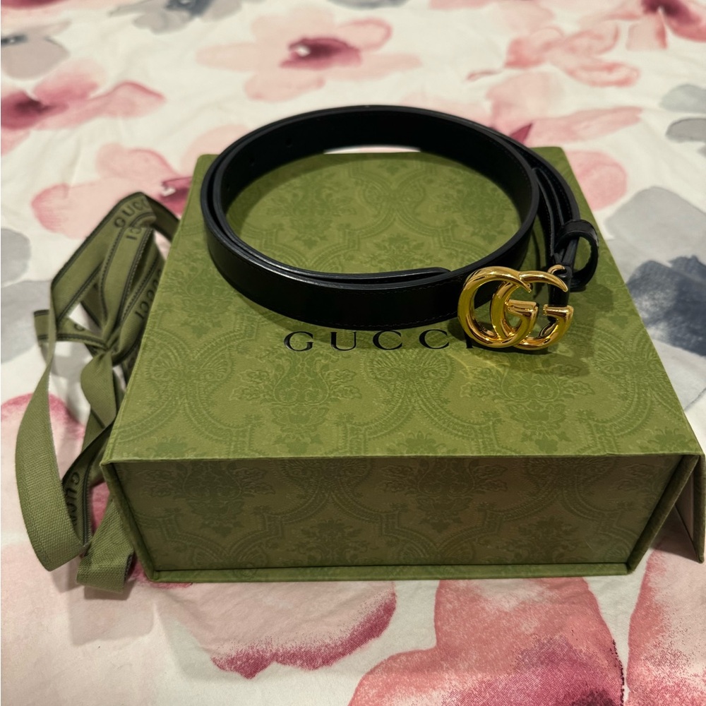 Gucci Black Belt with Gold GG Buckle